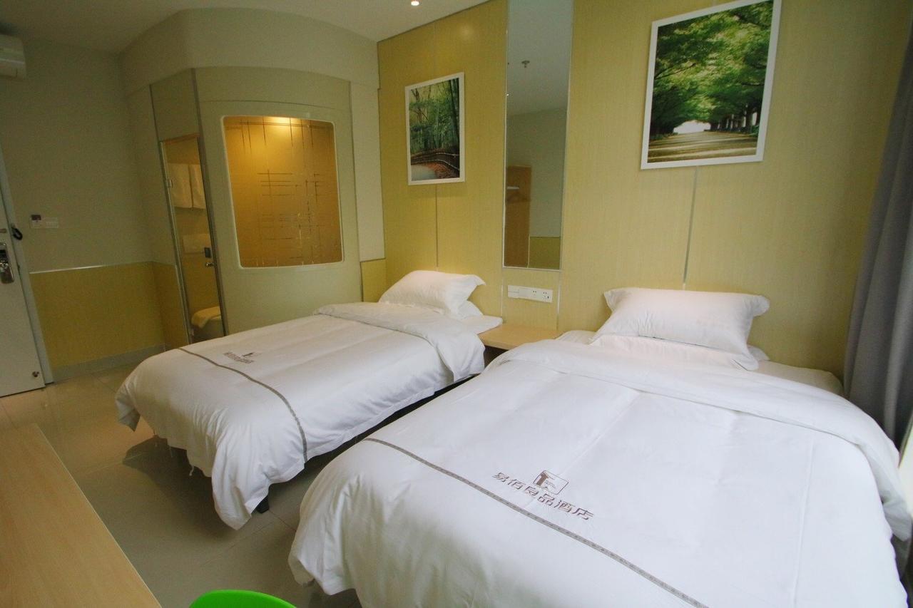 100 Inn Plus Pudong Airport Hotel Shanghai Exterior foto